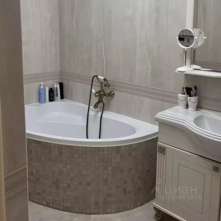 2-к кв. Северная Осетия, Владикавказ ул. Шамиля Джикаева, 6А (76.0 м) - Фото 2