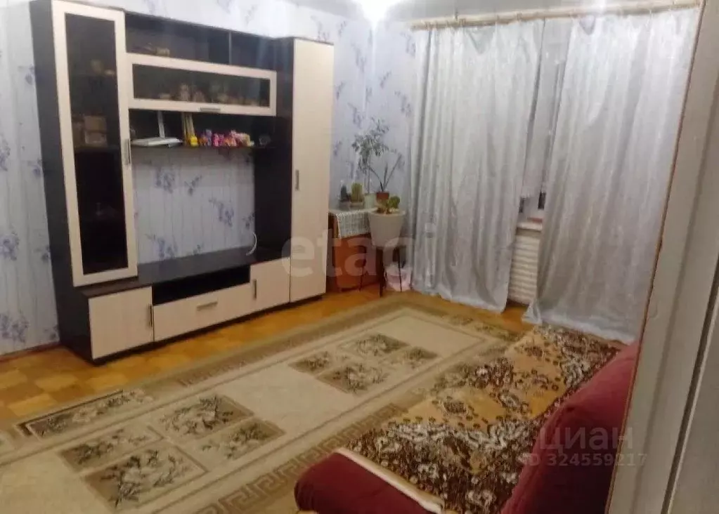 3-к кв. Удмуртия, Ижевск Молодежная ул., 56 (56.0 м) - Фото 1