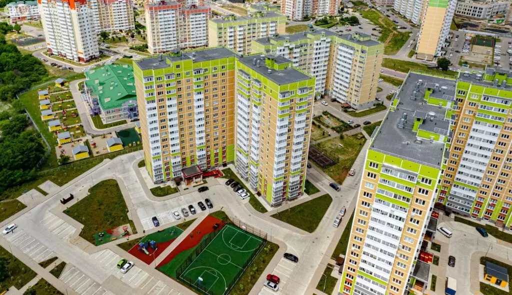 2-комнатная квартира: Краснодар, проспект имени писателя Знаменского, ... - Фото 0