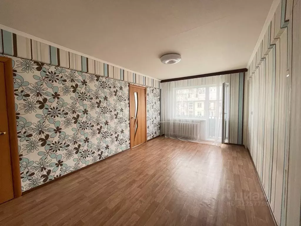 3-к кв. Омская область, Омск Заозерный мкр, ул. Коммунальная, 3 (56.9 ... - Фото 1