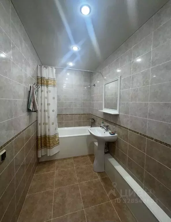 1-к кв. Самарская область, Тольятти Калмыцкая ул., 46 (51.8 м) - Фото 1