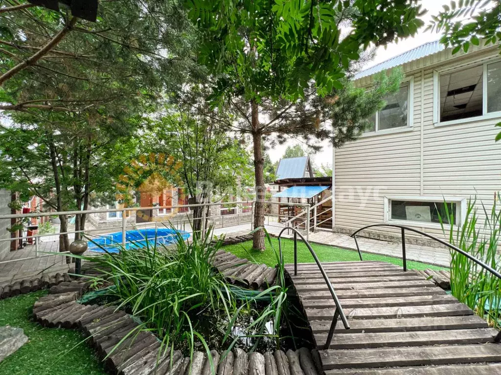 Дом в Новосибирская область, Новосибирск Подъемная ул. (250 м) - Фото 1