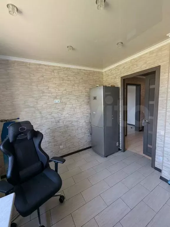 1-к. квартира, 40 м, 4/10 эт. - Фото 1