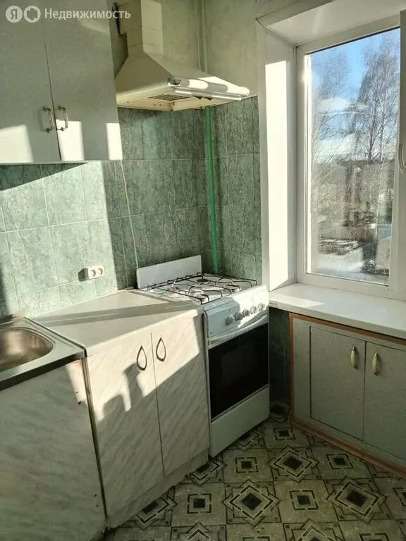 2-комнатная квартира: Ржев, Железнодорожная улица, 50 (43 м) - Фото 0