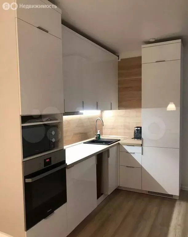 Квартира-студия: Екатеринбург, улица Мира, 47/7 (34.7 м) - Фото 1