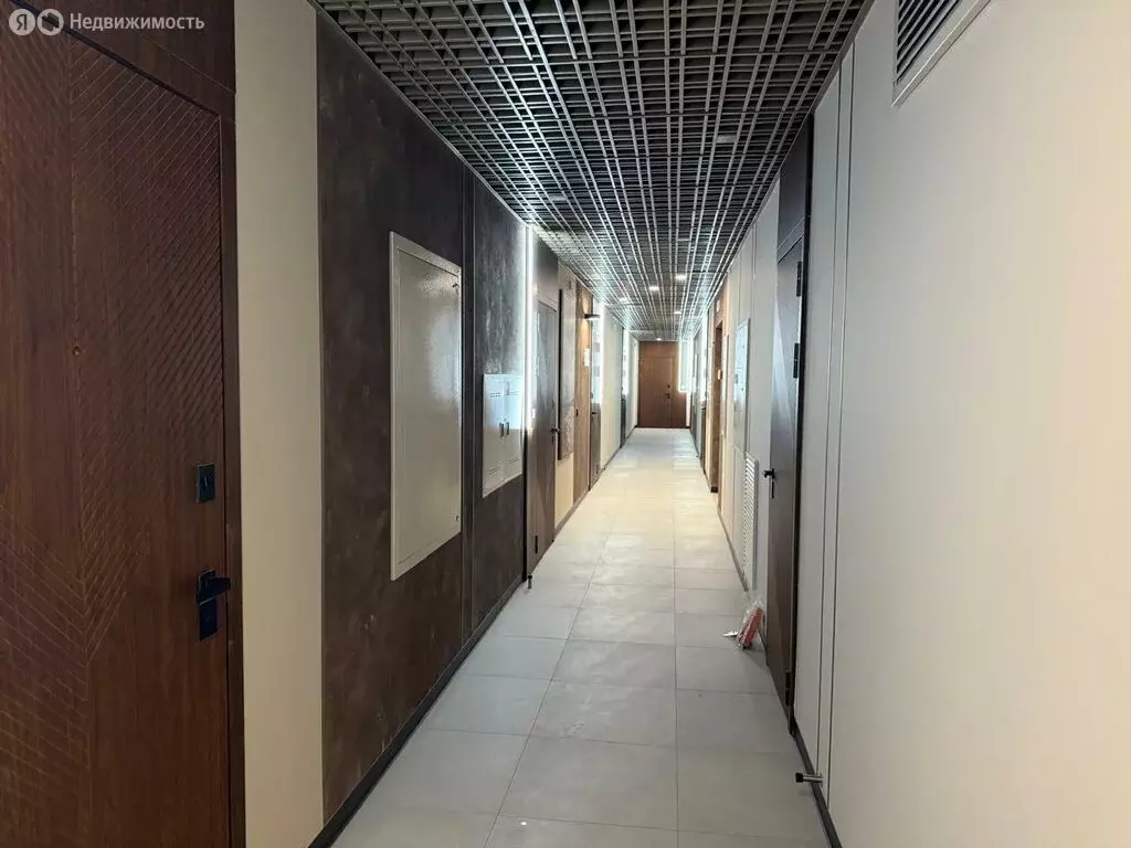 Квартира-студия: Екатеринбург, улица Викулова, 24 (25.4 м) - Фото 1