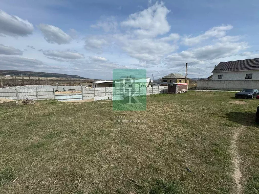 Участок в Севастополь с. Фронтовое,  (9.44 сот.) - Фото 1