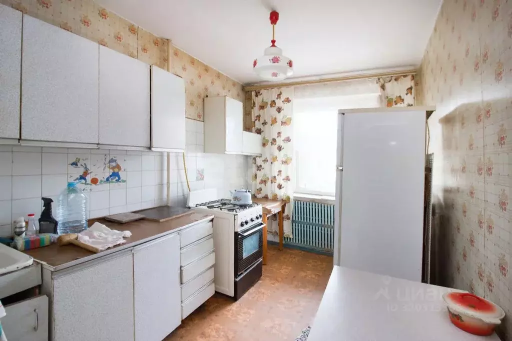 3-к кв. Калужская область, Калуга ул. Генерала Попова, 18к2 (65.4 м) - Фото 2