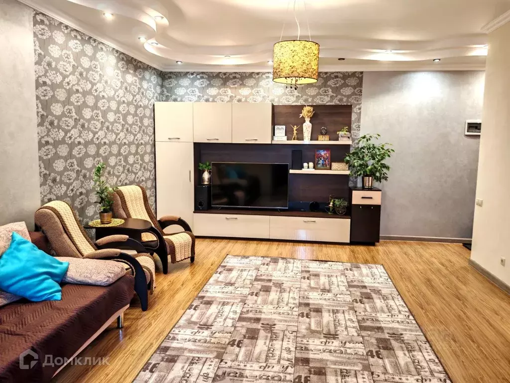 Продаётся 2-к квартира, 68.6 м - Фото 0