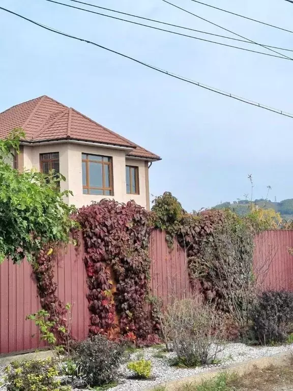 Дом в Приморский край, Находка Михайловская ул., 47 (214 м) - Фото 1