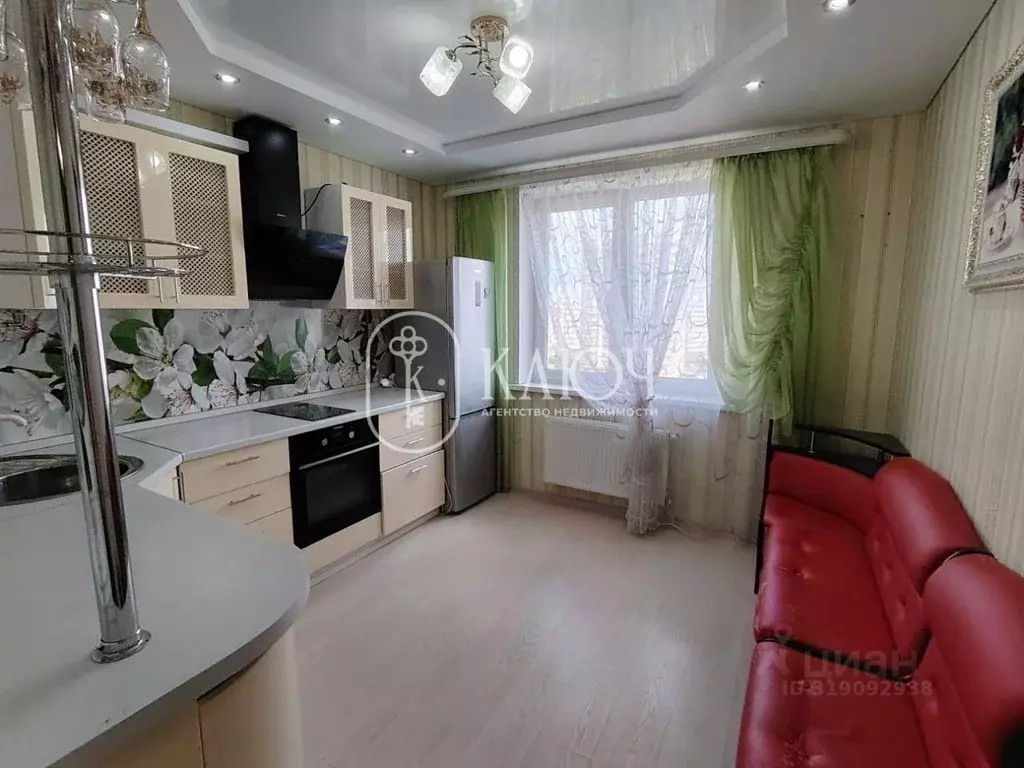 2-к кв. Чувашия, Чебоксары ул. Радужная, 10к1 (59.2 м) - Фото 1