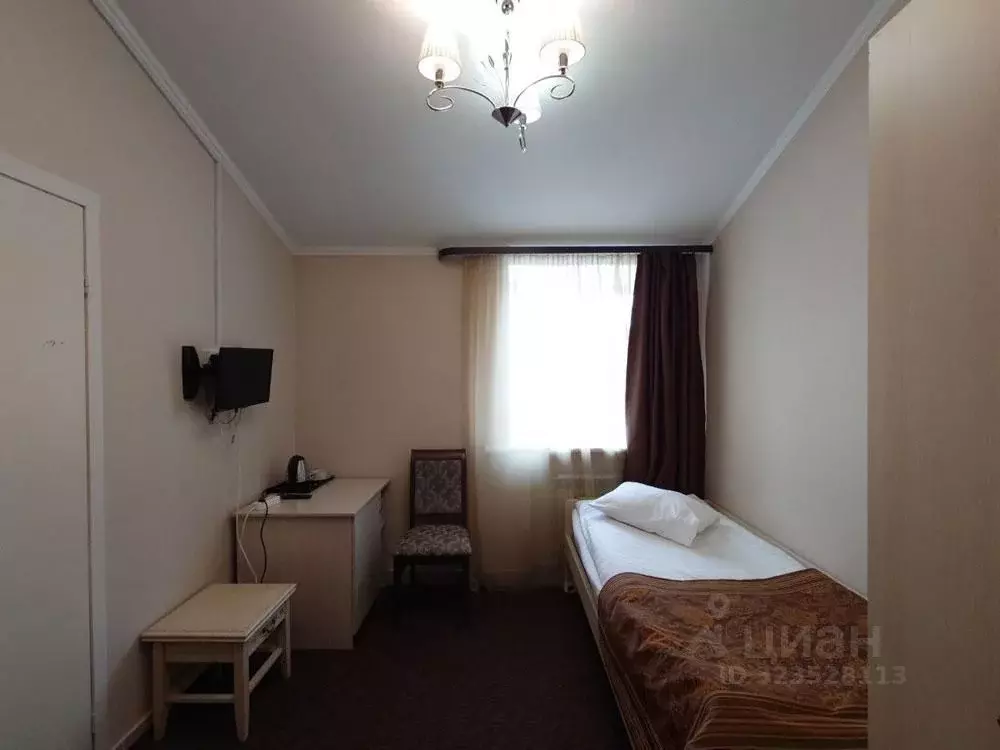 Комната Ленинградская область, Гатчина ул. Горького, 21 (17.0 м) - Фото 1