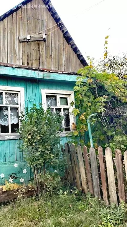 Дом в Чишминский район, Алкинский сельсовет, СНО Локомотив-9 (20 м) - Фото 1