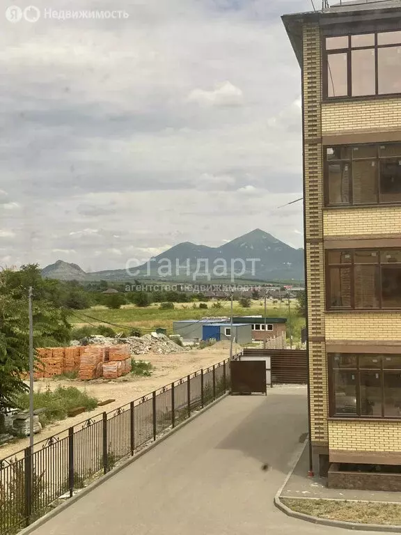 2-комнатная квартира: Ессентуки, Никольская улица, 27к6А (61.7 м) - Фото 1