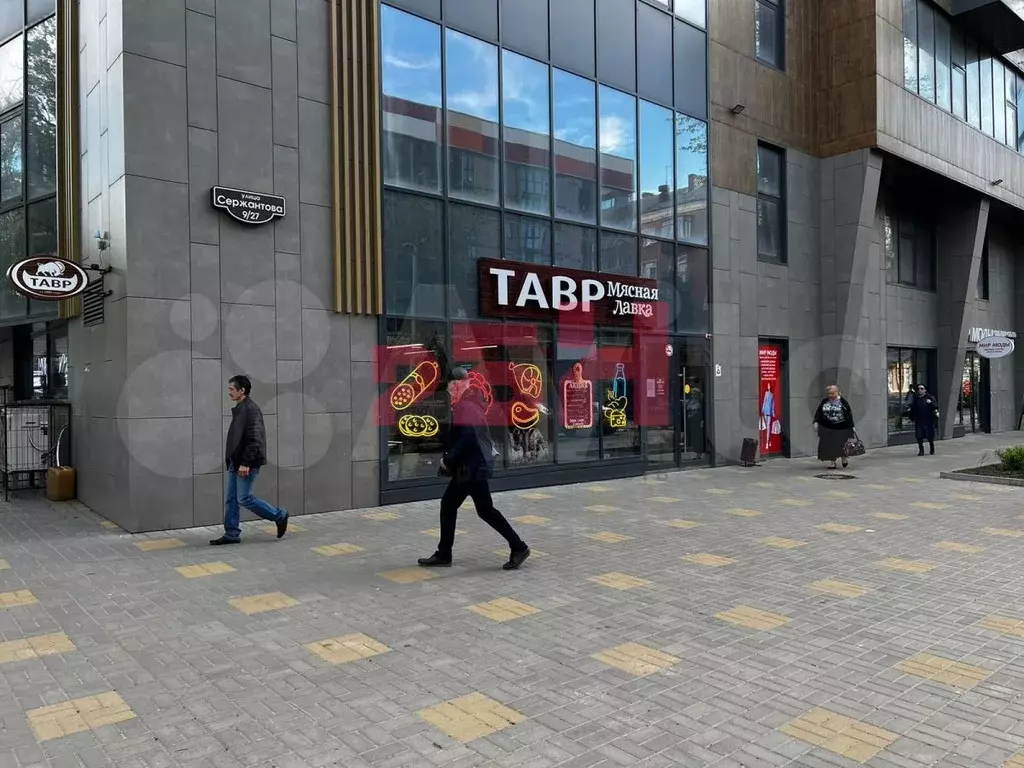 Торгово-офисный этаж 1049.5 кв.м - Фото 1