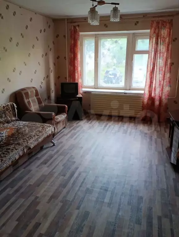 2-к. квартира, 42 м, 1/5 эт. - Фото 0
