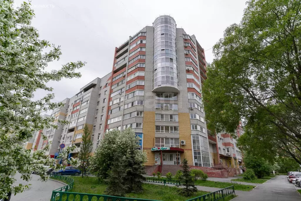 3-комнатная квартира: Тюмень, улица Василия Гольцова, 10 (75.2 м) - Фото 1