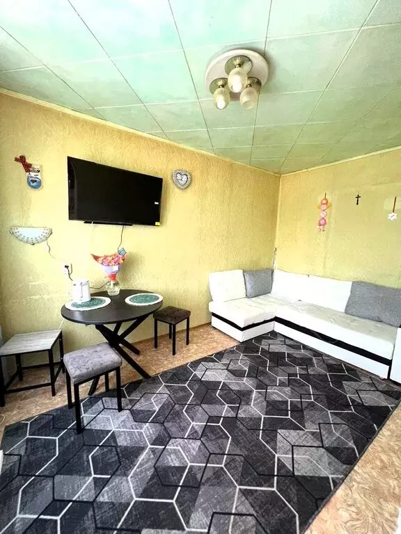 3-комнатная квартира: Кировск, Комсомольская улица, 5 (58.1 м) - Фото 0