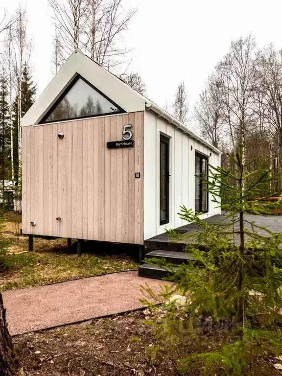 Дом в Ленинградская область, Выборгский район, Каменногорское ... - Фото 1