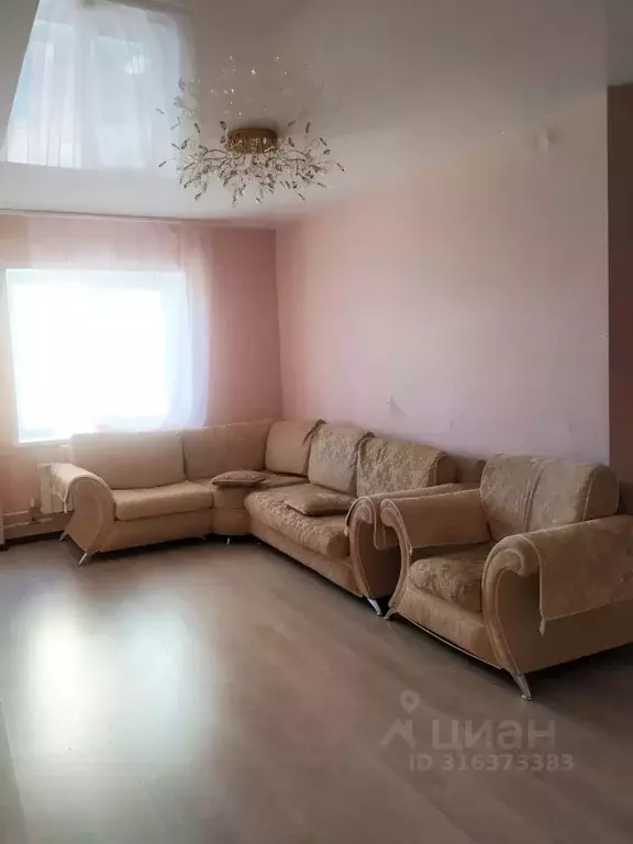 2-к кв. Татарстан, Казань ул. Адоратского, 4 (75.0 м) - Фото 1