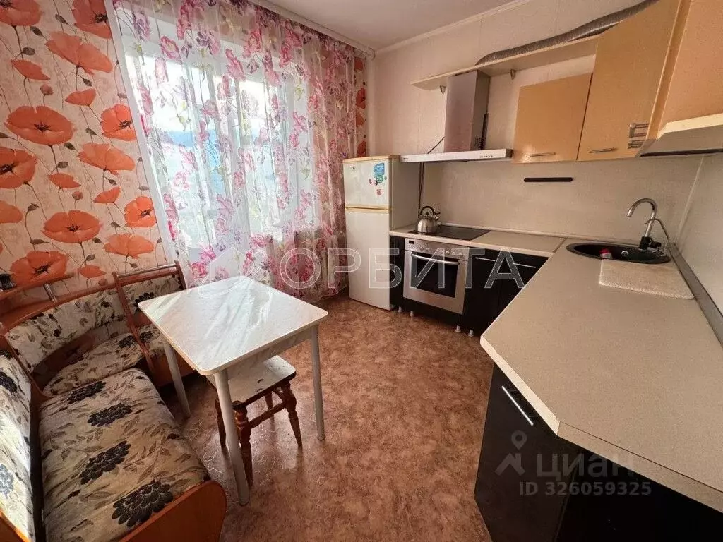 1-к кв. Тюменская область, Тюмень Широтная ул., 165 (40.0 м) - Фото 2