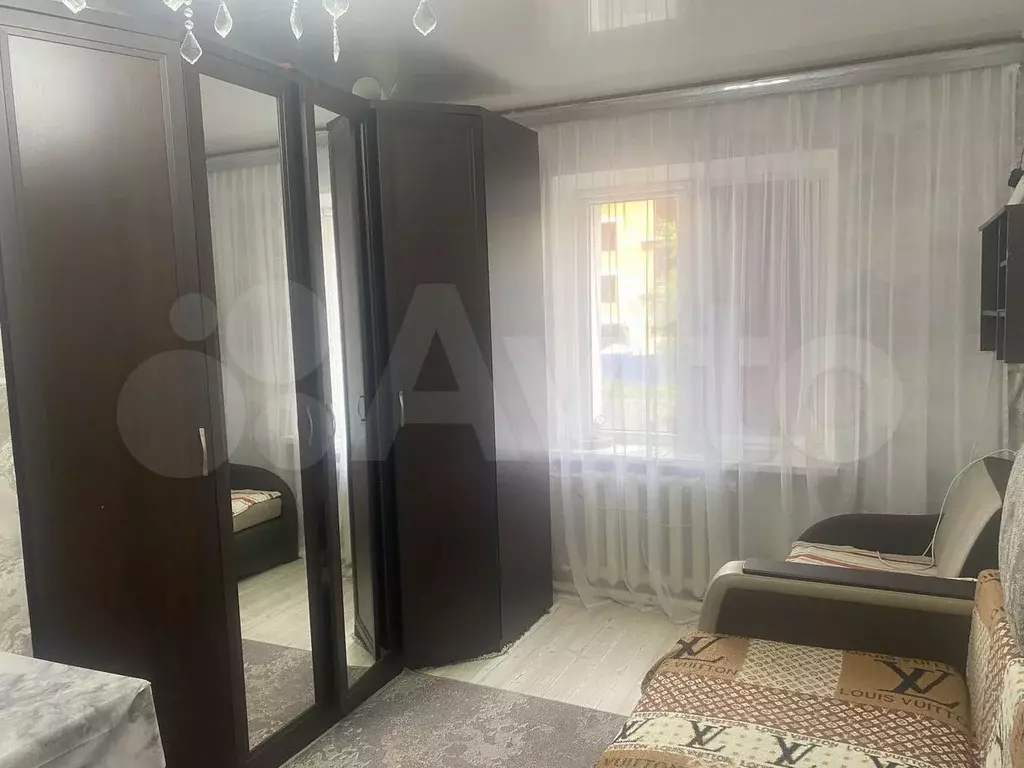 Комната 17 м в 6-к., 1/5 эт. - Фото 1