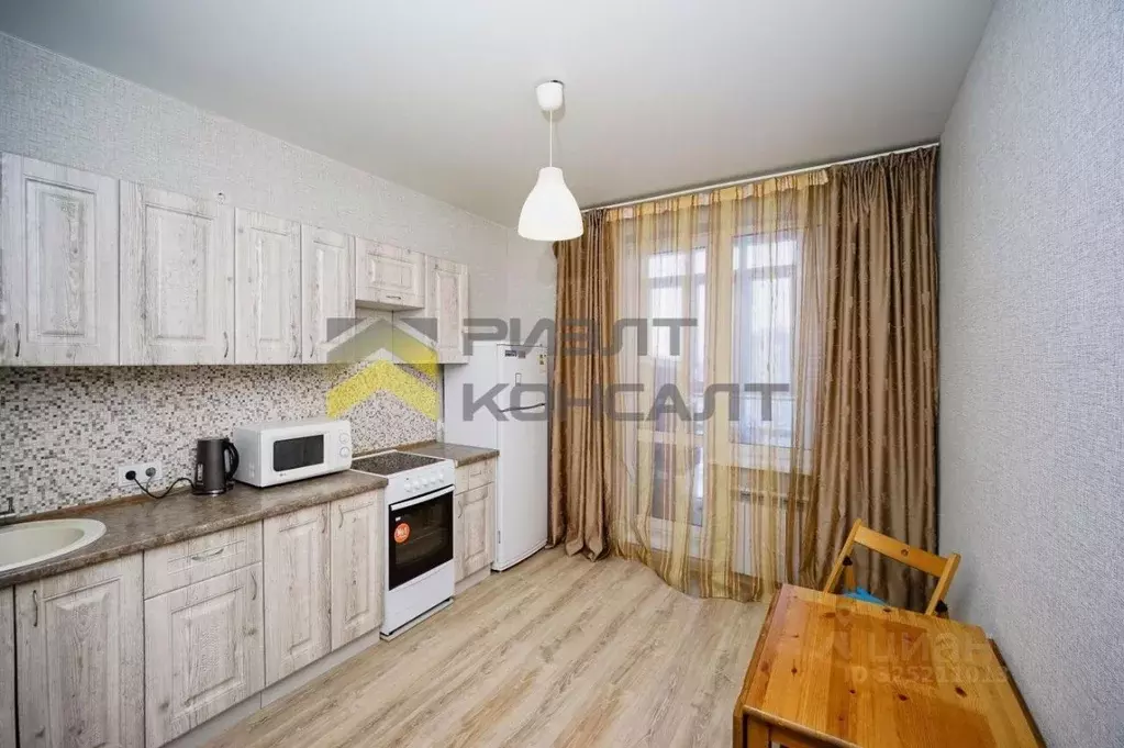 1-к кв. Омская область, Омск ул. Крупской, 13/3 (40.0 м) - Фото 1