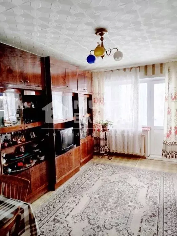 4-к кв. Омская область, Омск ул. Котовского, 16 (66.7 м) - Фото 0