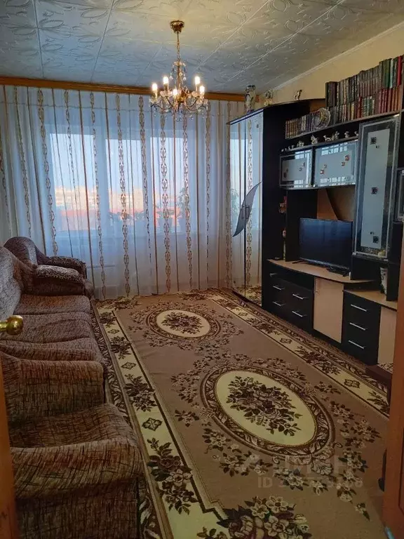3-к кв. Омская область, Омск Московка-2 мкр, ул. Ярослава Гашека, 12 ... - Фото 0