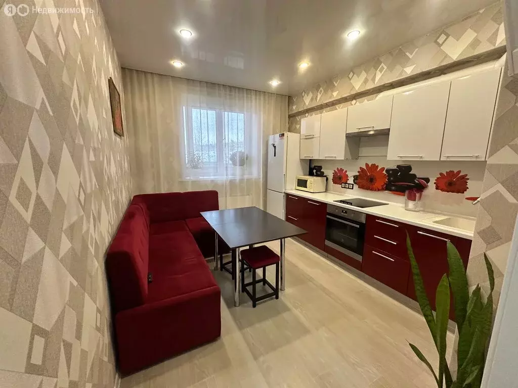 1-комнатная квартира: Маркова, микрорайон Берёзовый, 162 (43 м) - Фото 0