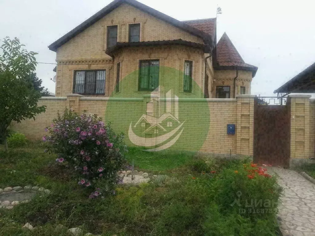 Коттедж в Ставропольский край, Ессентуки Атаманская ул., 34А (362 м) - Фото 0