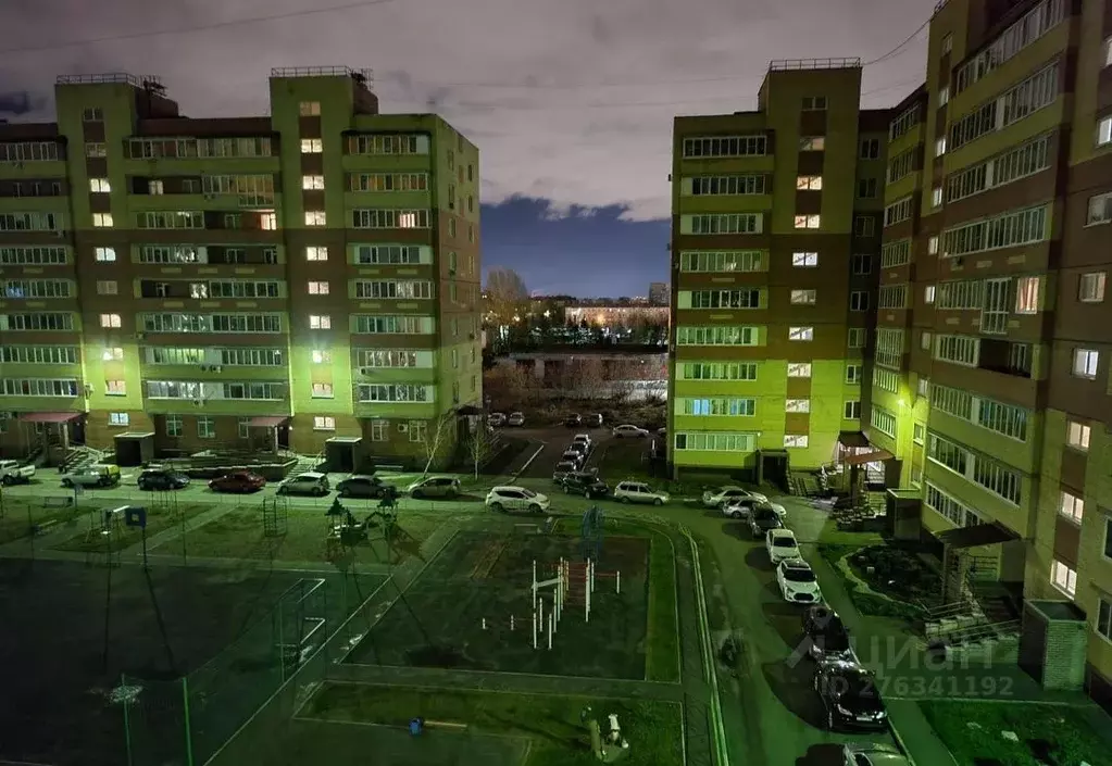 1-к кв. Омская область, Омск Звездная ул., 12 (43.0 м) - Фото 2