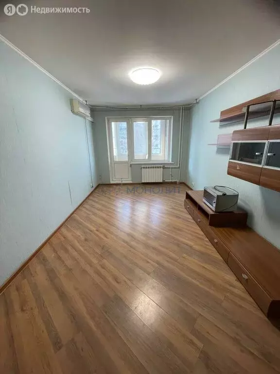 2-комнатная квартира: Нижний Новгород, улица Панфиловцев, 5 (50.1 м) - Фото 1