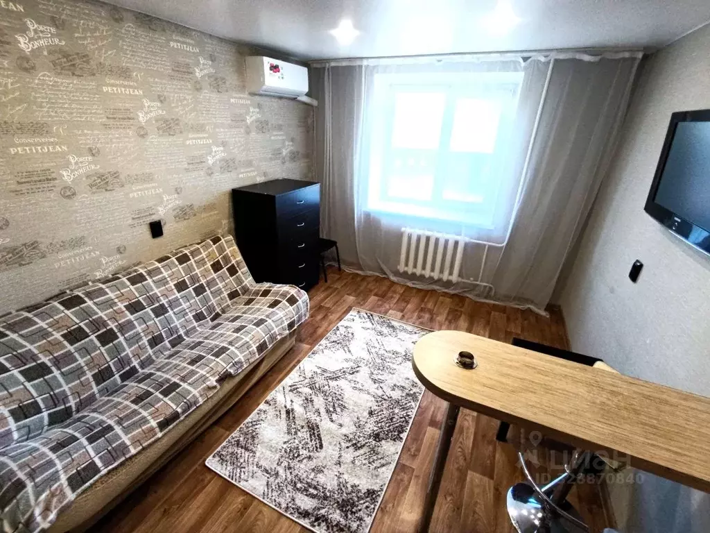 Комната Омская область, Омск ул. Дмитриева, 5/1 (13.8 м) - Фото 1