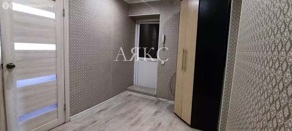 3-комнатная квартира: Ишимбай, улица Чкалова, 30 (61.6 м) - Фото 2