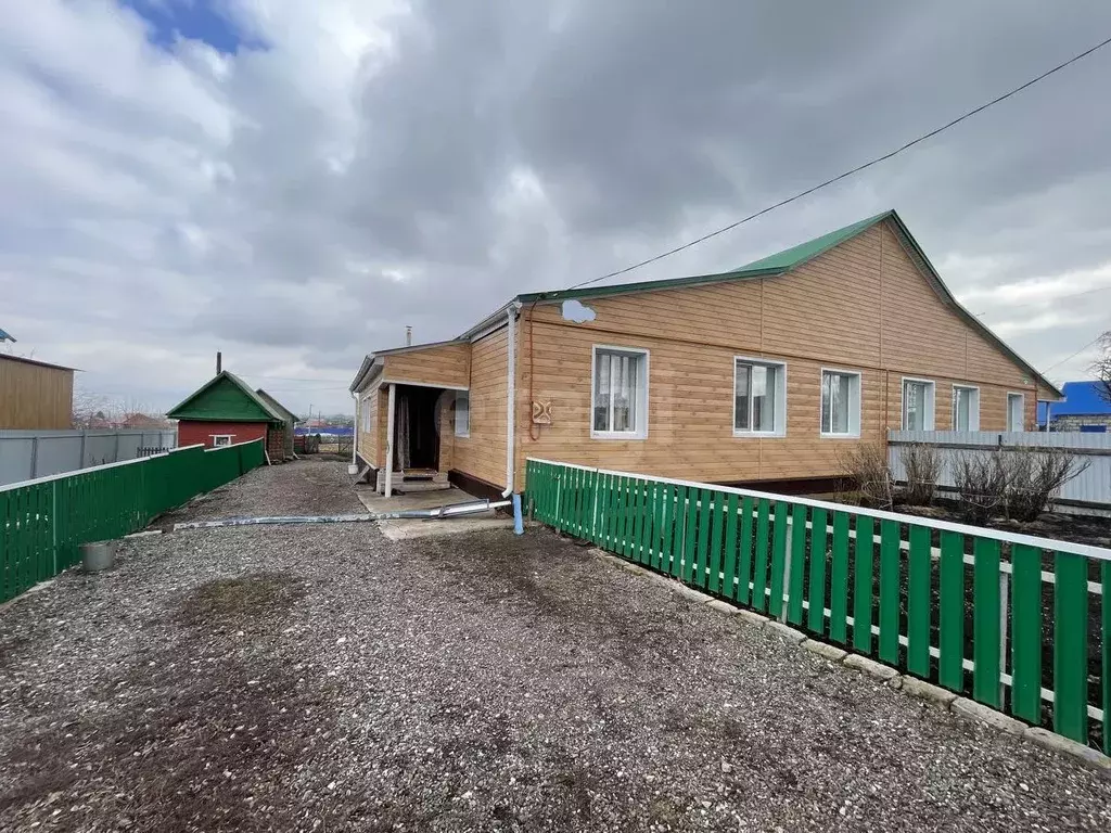 Дом в Башкортостан, Аургазинский район, с. Толбазы ул. Ленина (114 м) - Фото 1