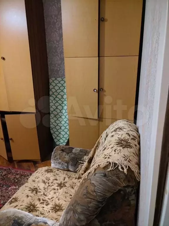 Комната 25 м в 3-к., 1/9 эт. - Фото 1