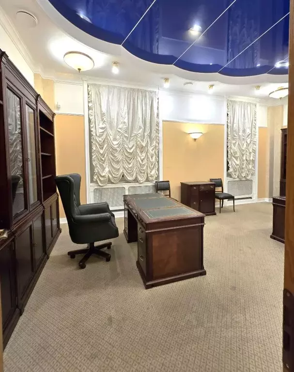 Офис в Санкт-Петербург Таврическая ул., 45В (130 м) - Фото 1