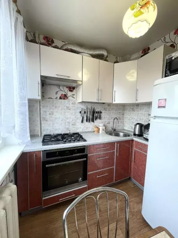 2-к кв. Омская область, Омск Загородный мкр, 6 (39.6 м) - Фото 1