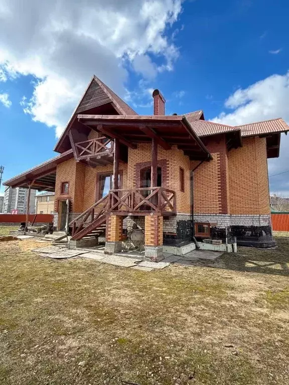 Дом в Смоленская область, Смоленск Талашкинская ул., 4 (218 м) - Фото 1