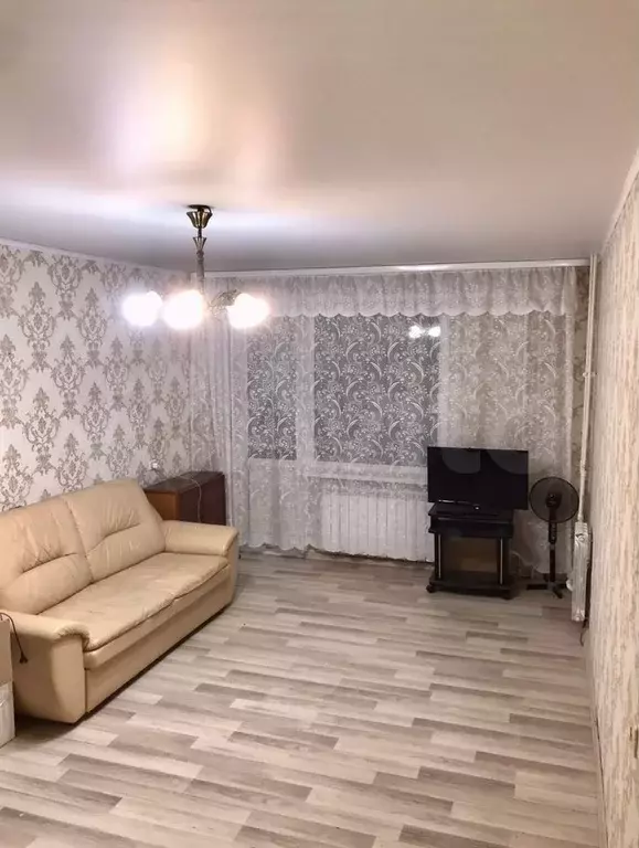 1-к. квартира, 37 м, 7/9 эт. - Фото 0