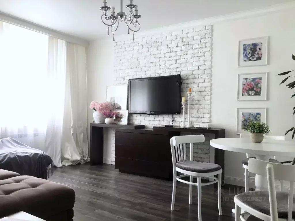 2-к кв. Пермский край, Пермь ул. Васнецова, 7 (46.0 м) - Фото 0