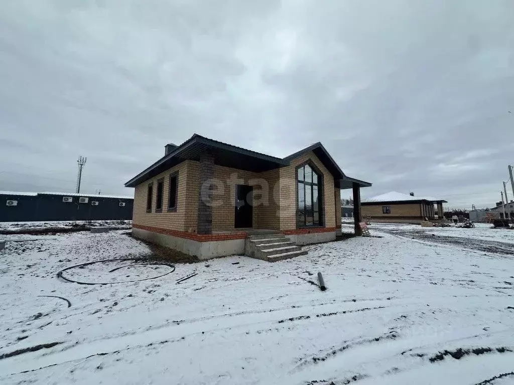 Дом в Башкортостан, Иглинский район, с. Акбердино ул. Валентины ... - Фото 1