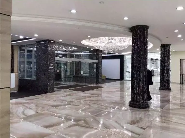 Помещение свободного назначения в Санкт-Петербург пл. Карла Фаберже, 8 ... - Фото 0