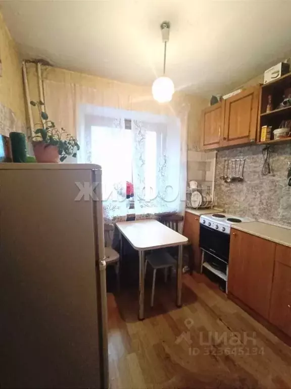 2-к кв. Хакасия, Абакан ул. Тараса Шевченко, 64 (44.0 м) - Фото 1