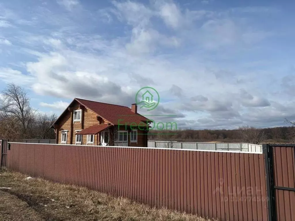 Дом в Белгородская область, Корочанский район, Плосковское с/пос, с. ... - Фото 2