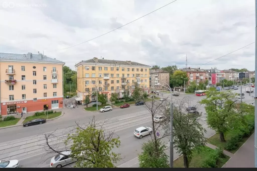 3-комнатная квартира: Пермь, улица Крупской, 30 (77 м) - Фото 2