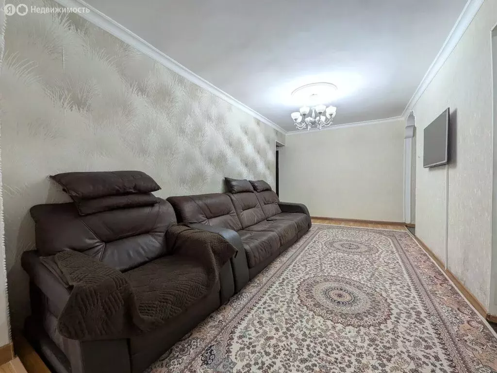 3-комнатная квартира: Дербент, улица Генриха Гасанова, 3 (80 м) - Фото 2