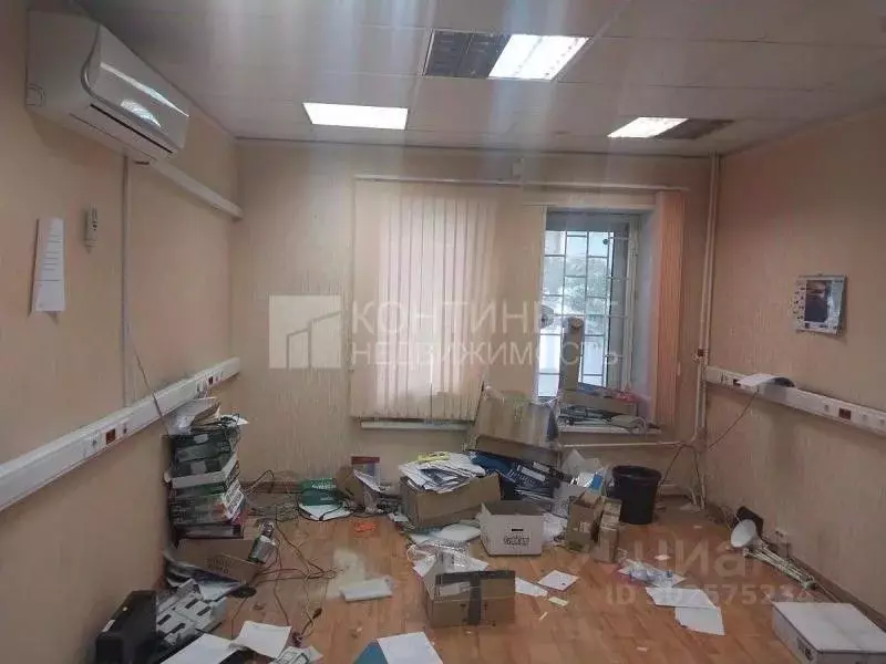 Офис в Москва Малая Бронная ул., 2С1 (17 м) - Фото 0