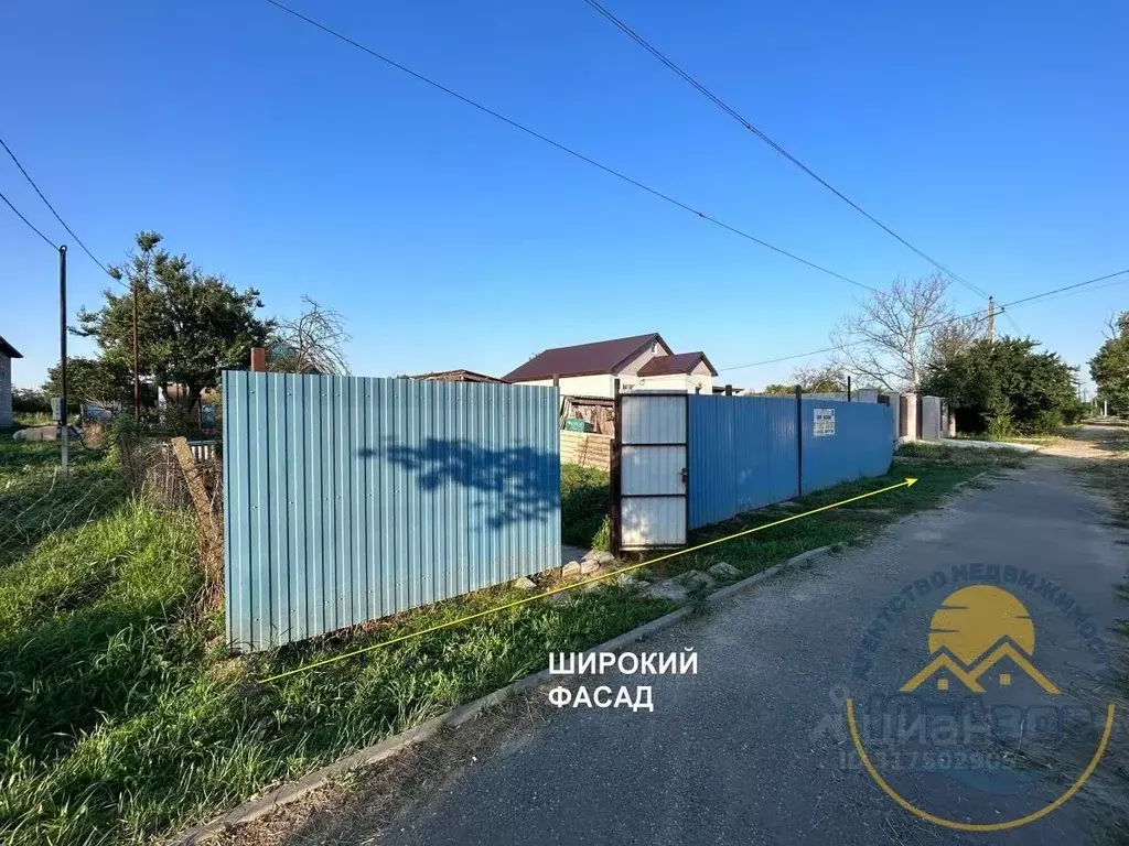 Дом в Краснодарский край, Темрюк ул. Анджиевского (100 м) - Фото 1